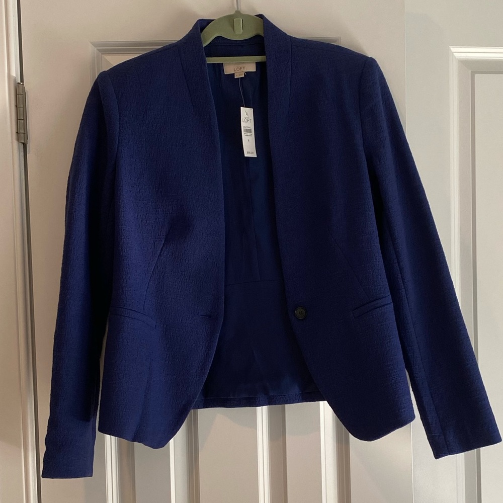 NWT one button blazer. Loft. Size 6.
